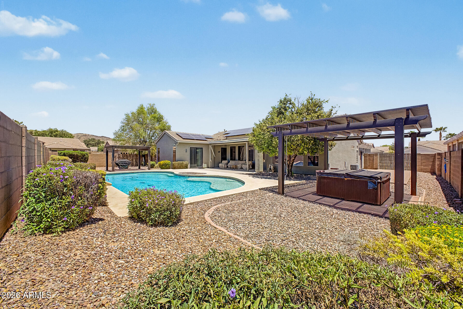 STETSON COURT - Residential