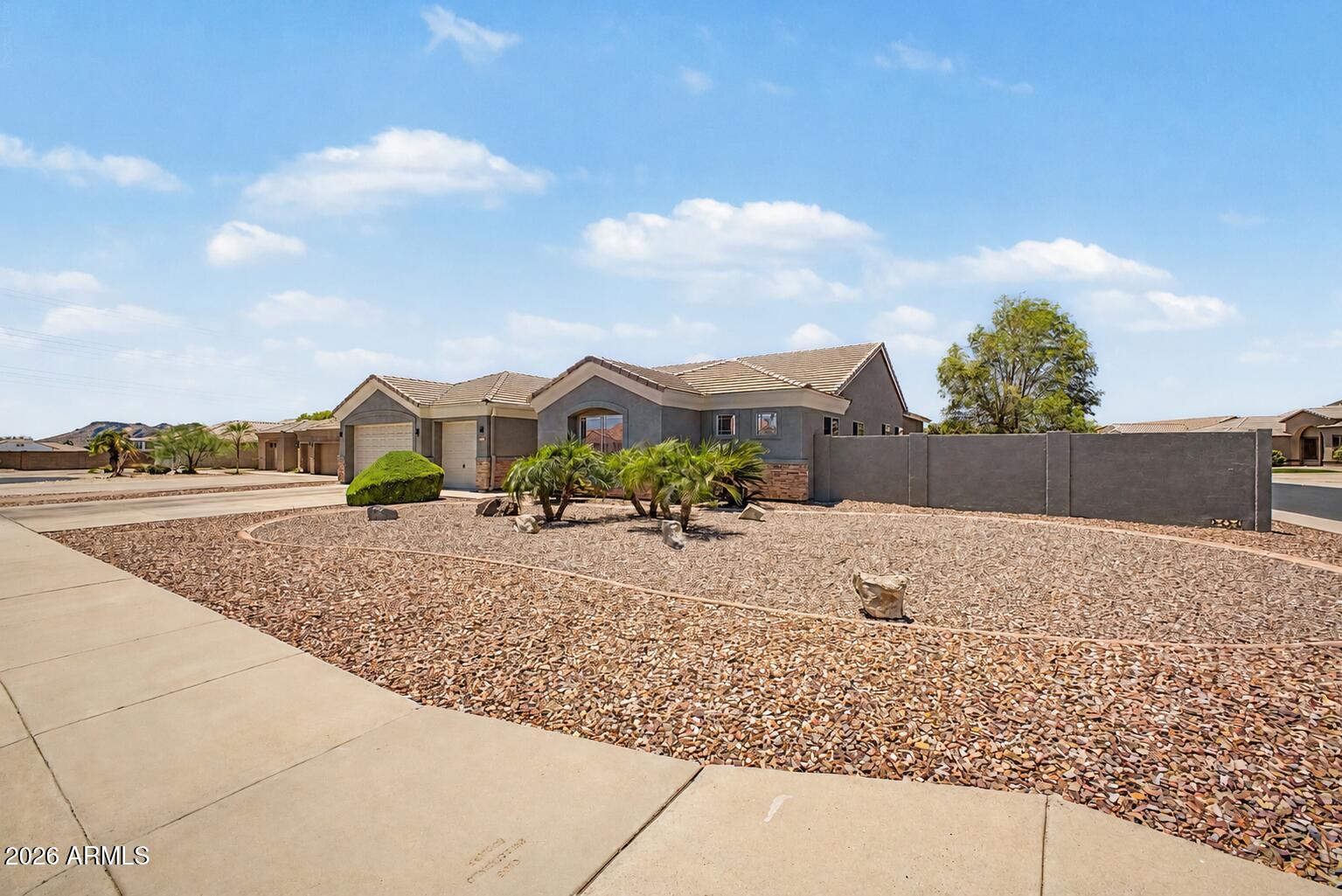 STETSON COURT - Residential