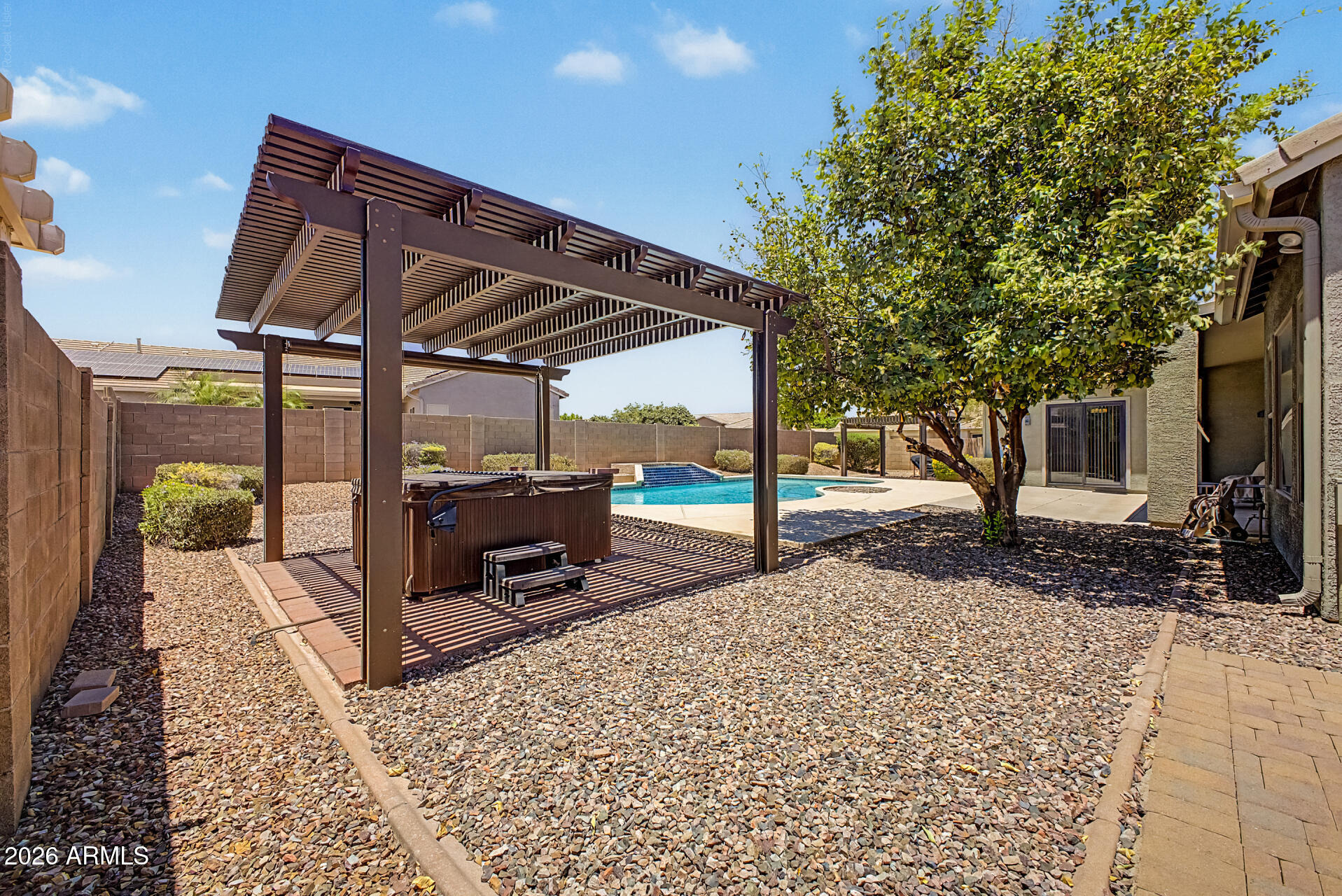 STETSON COURT - Residential