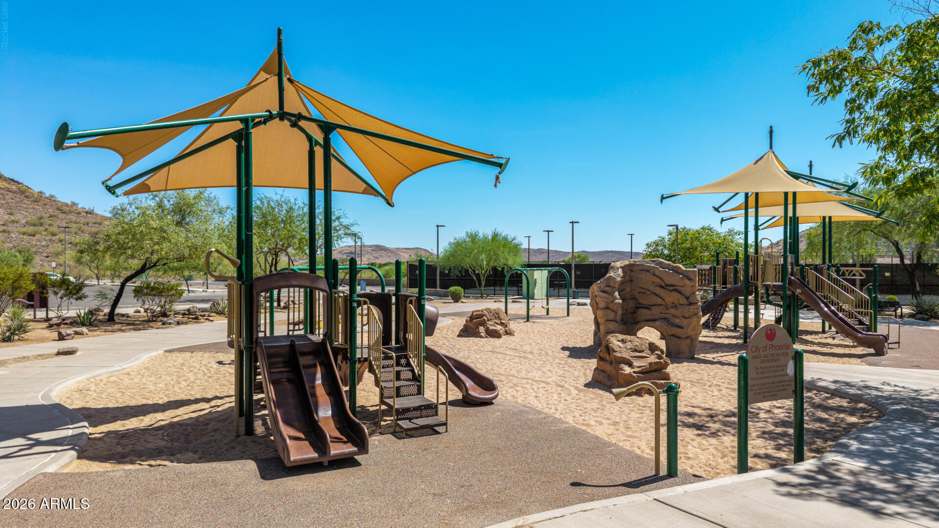 STETSON COURT - Residential