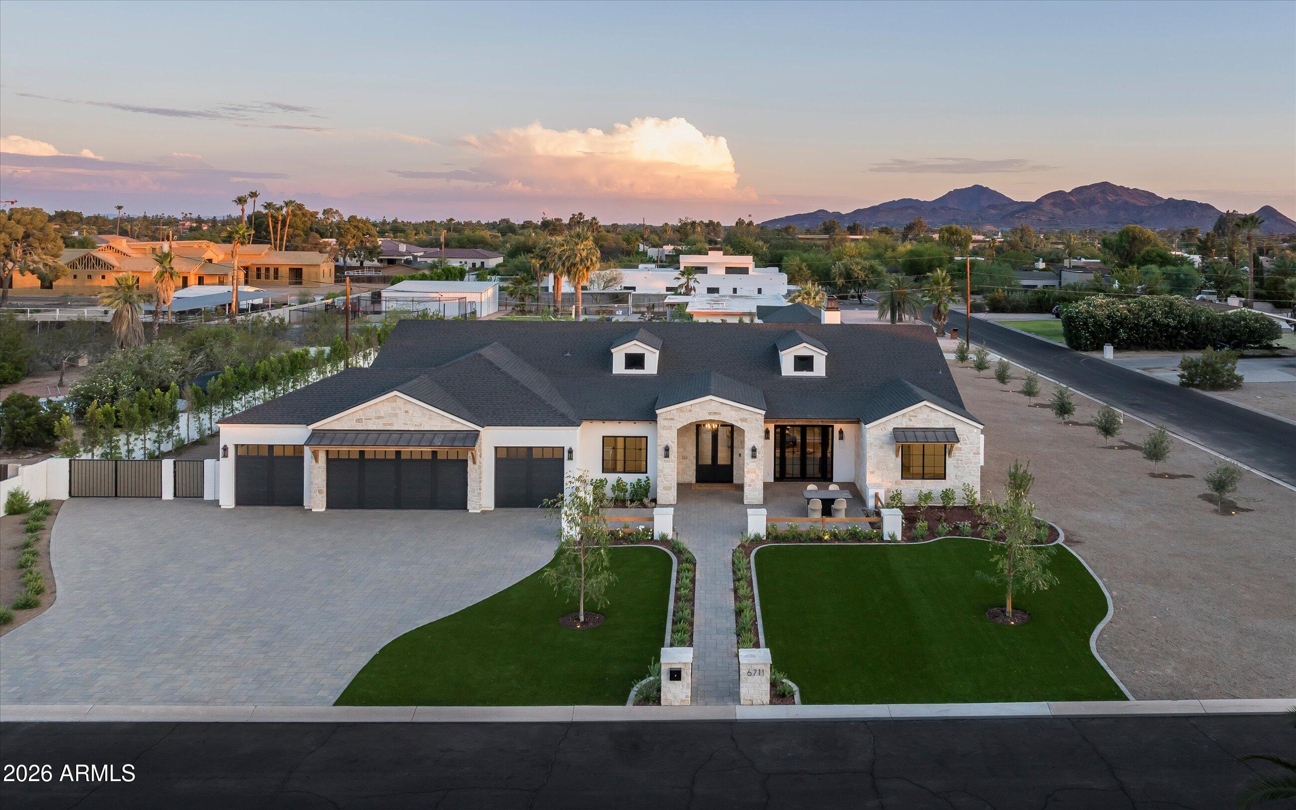 DESERT ESTATES 12 - Residential