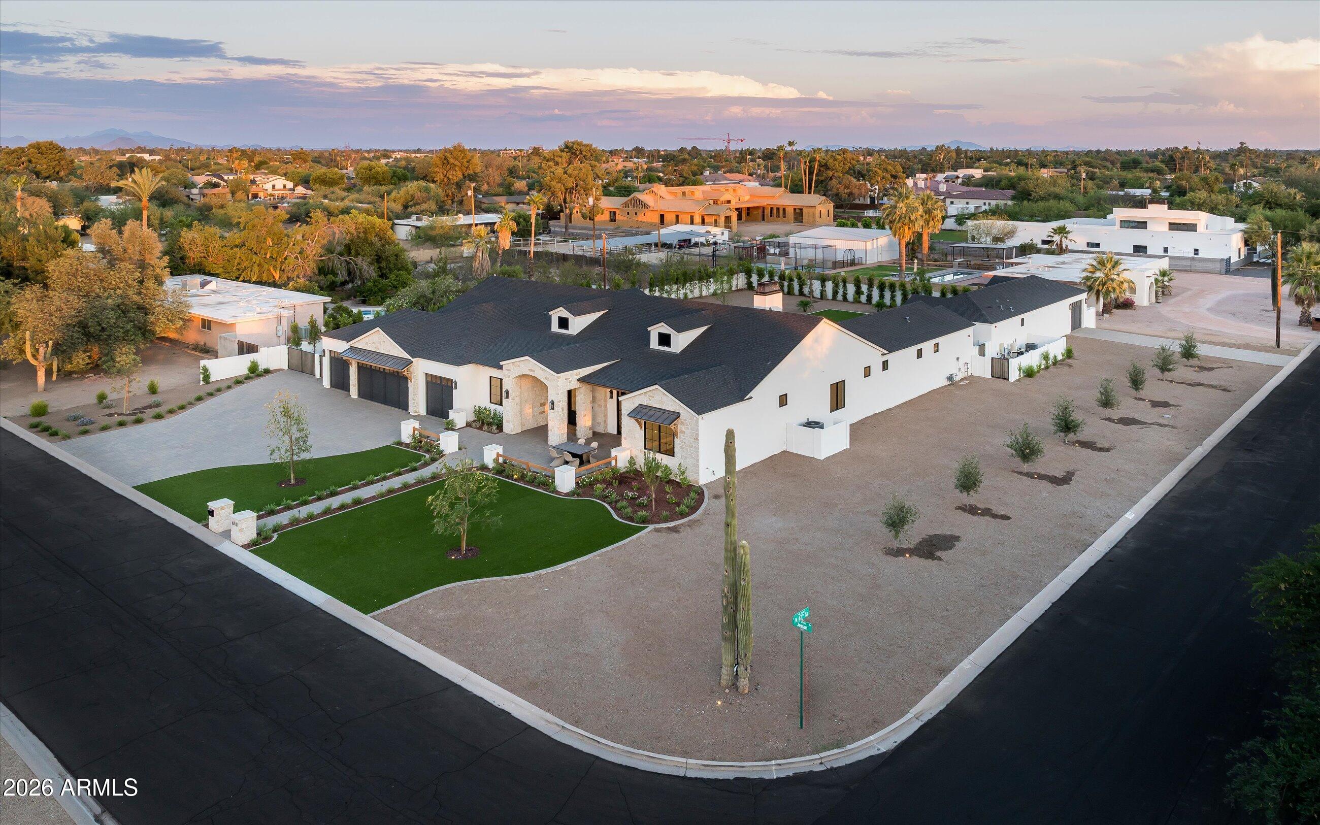 DESERT ESTATES 12 - Residential