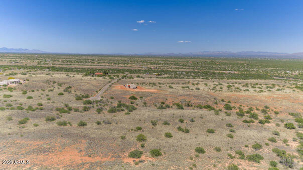 DEER RIDGE ESTATES - Land