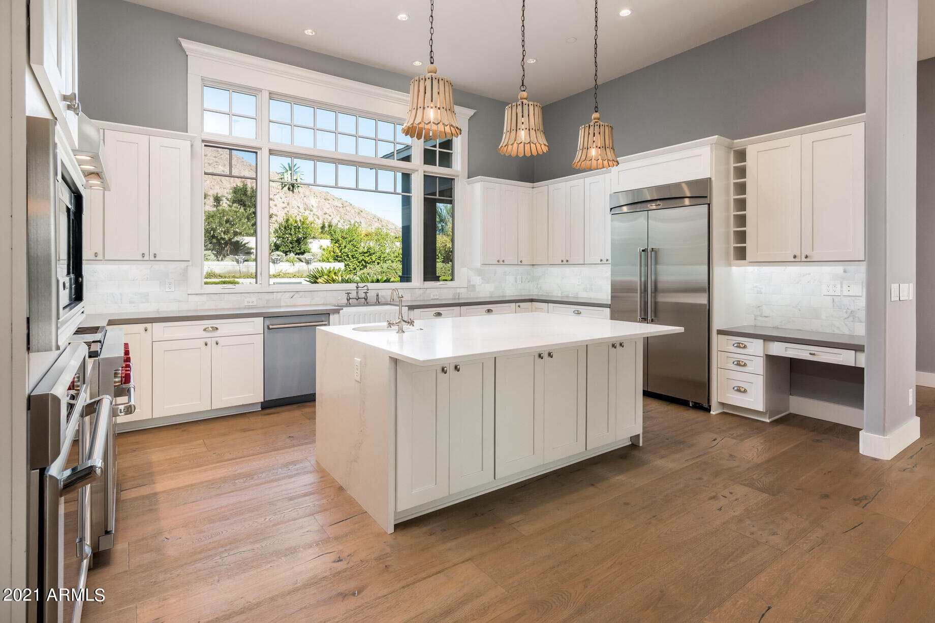 ARCADIA MANORS - Residential