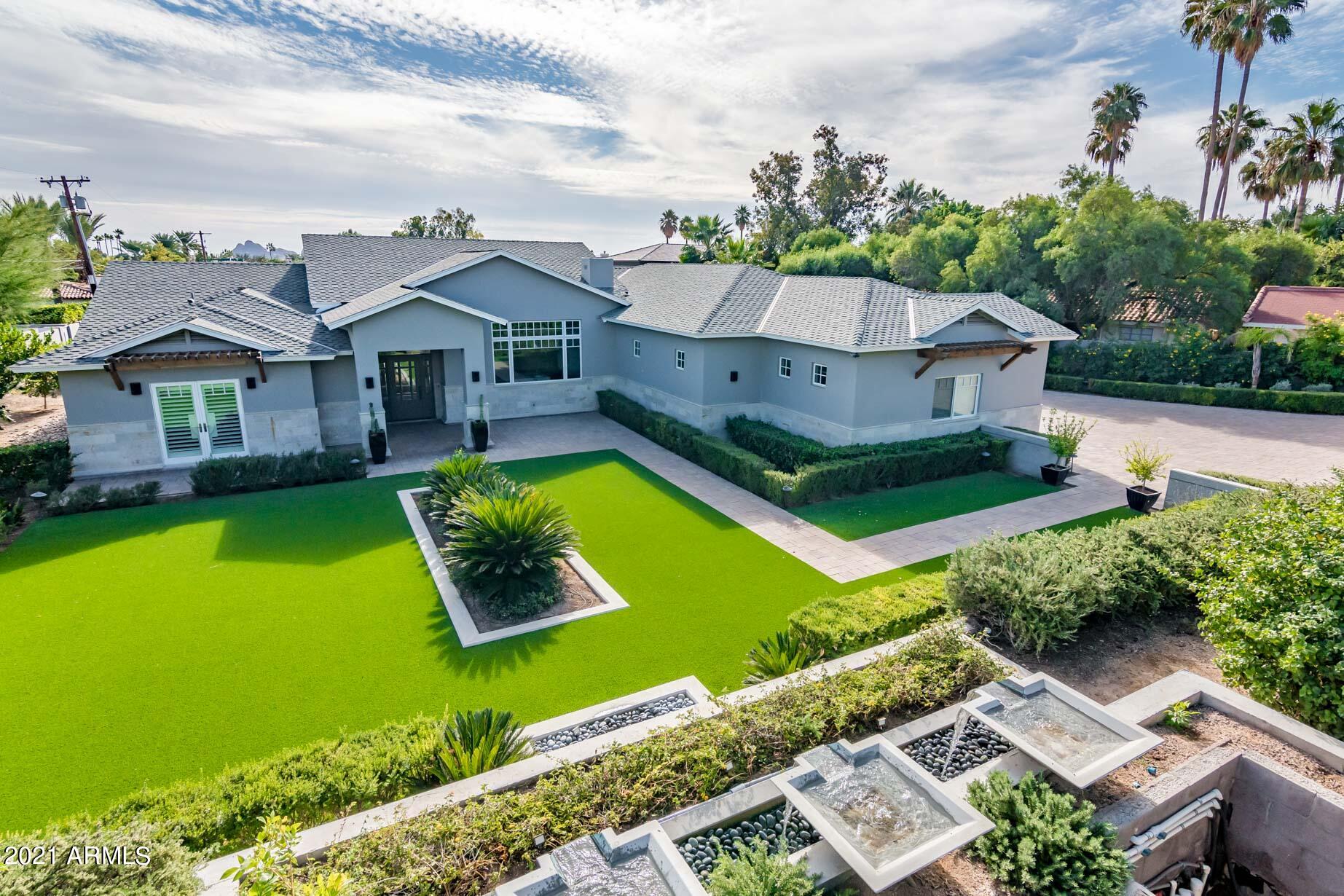 ARCADIA MANORS - Residential