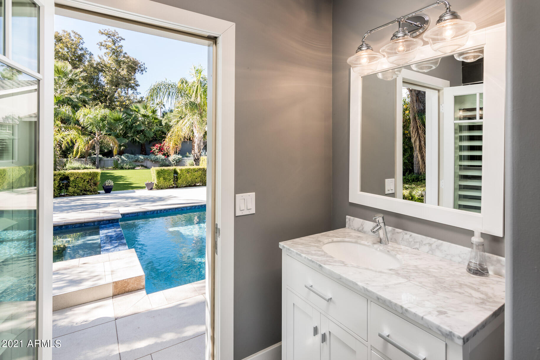 ARCADIA MANORS - Residential