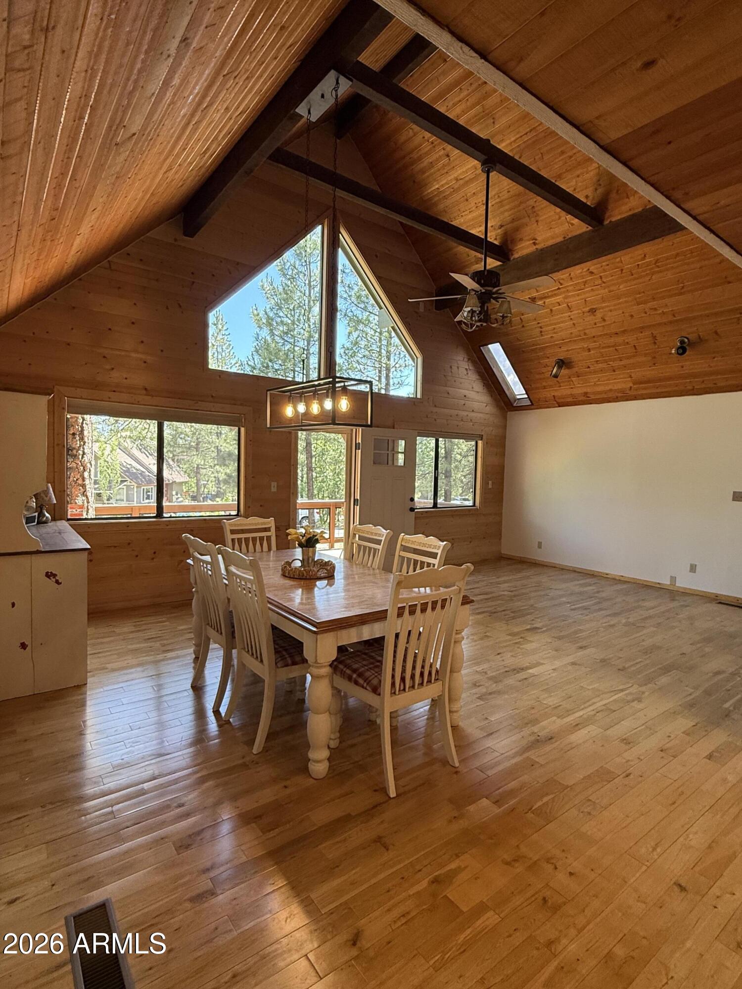 PINEWOOD 3 - Residential