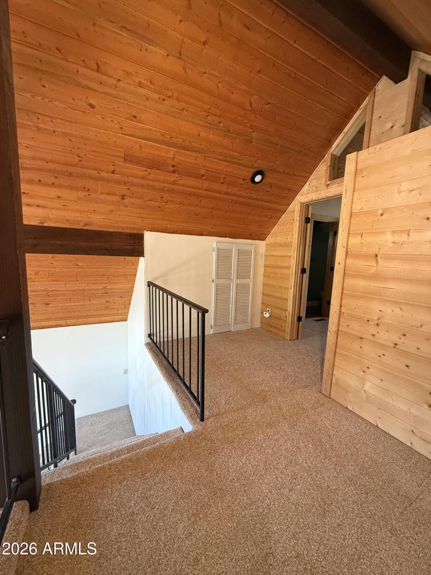 PINEWOOD 3 - Residential