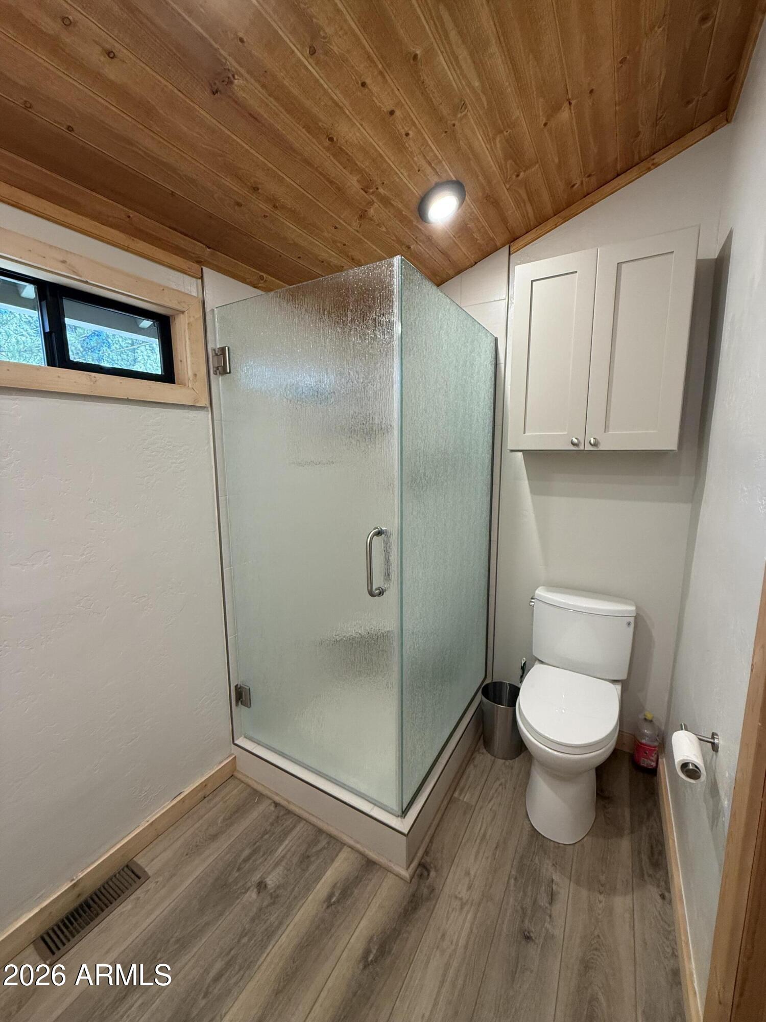 PINEWOOD 3 - Residential