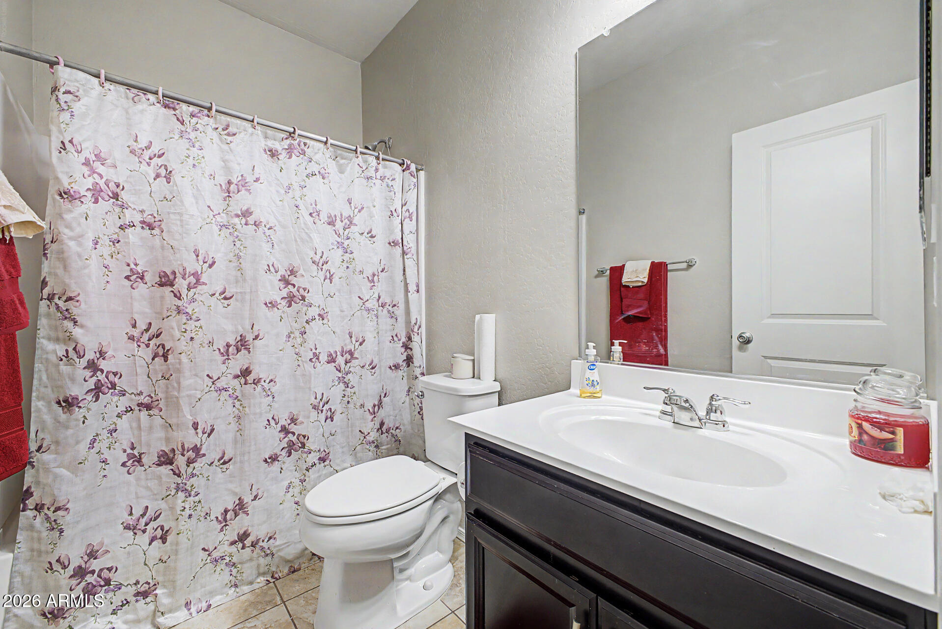DAHLIA POINTE - Residential