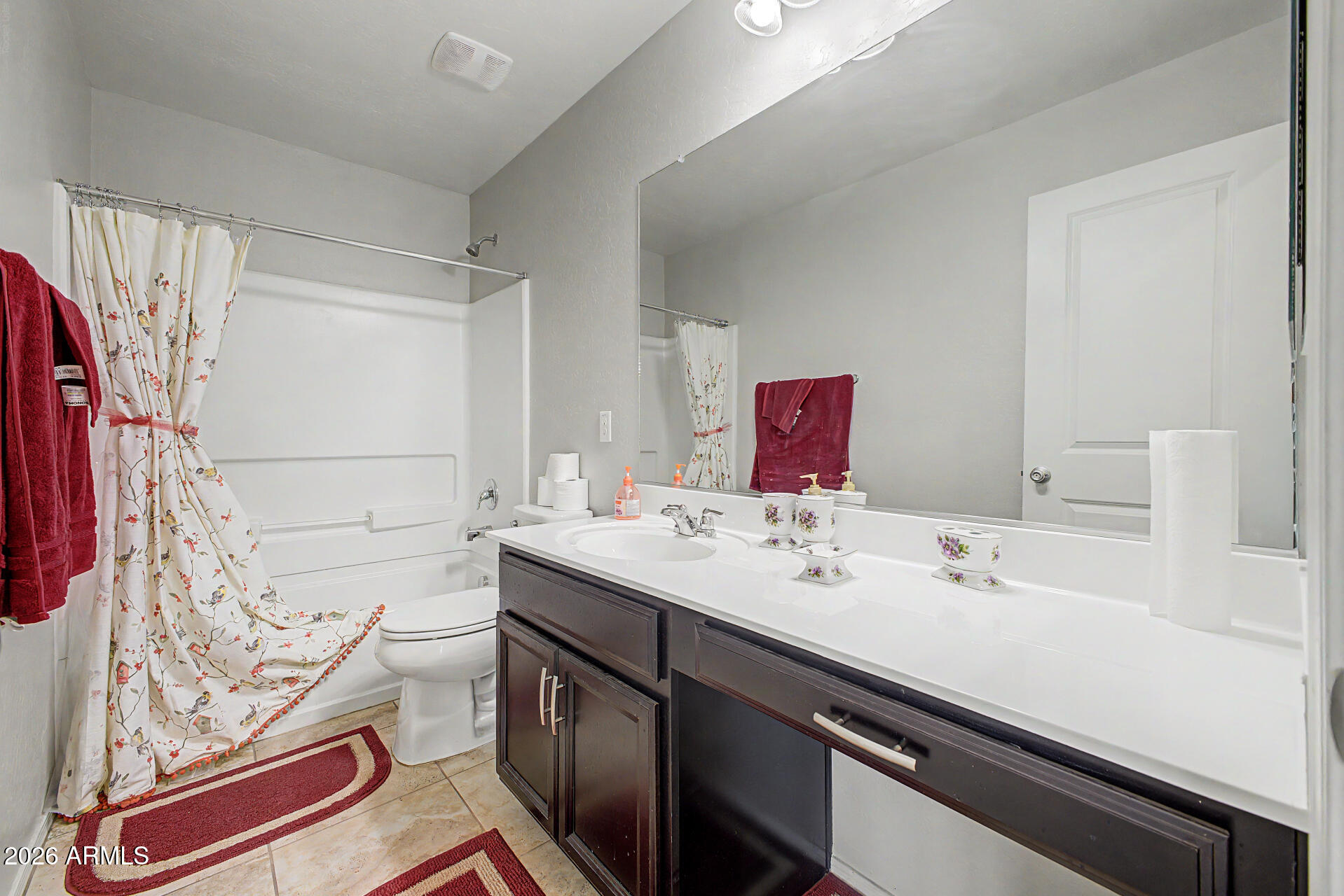 DAHLIA POINTE - Residential