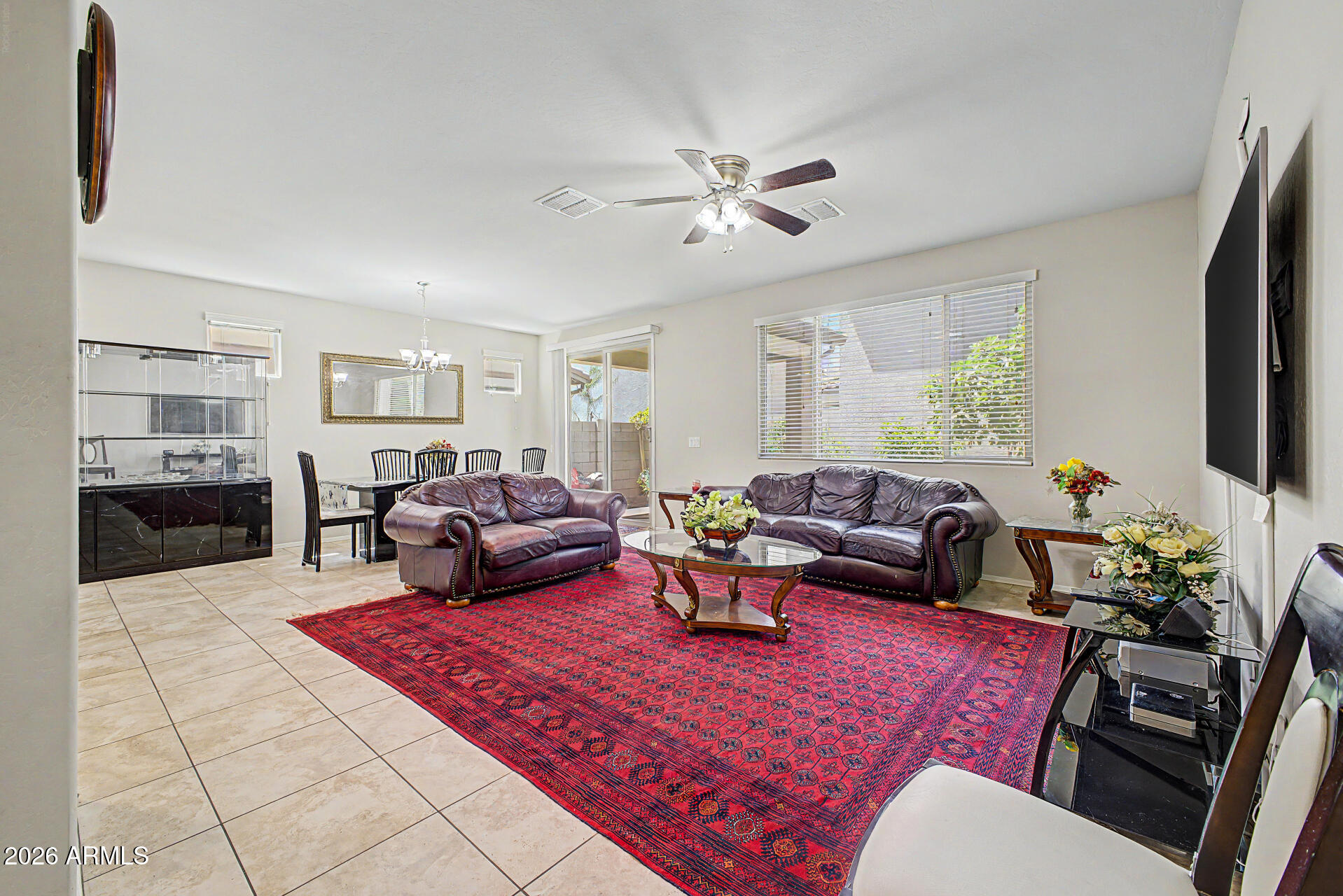 DAHLIA POINTE - Residential