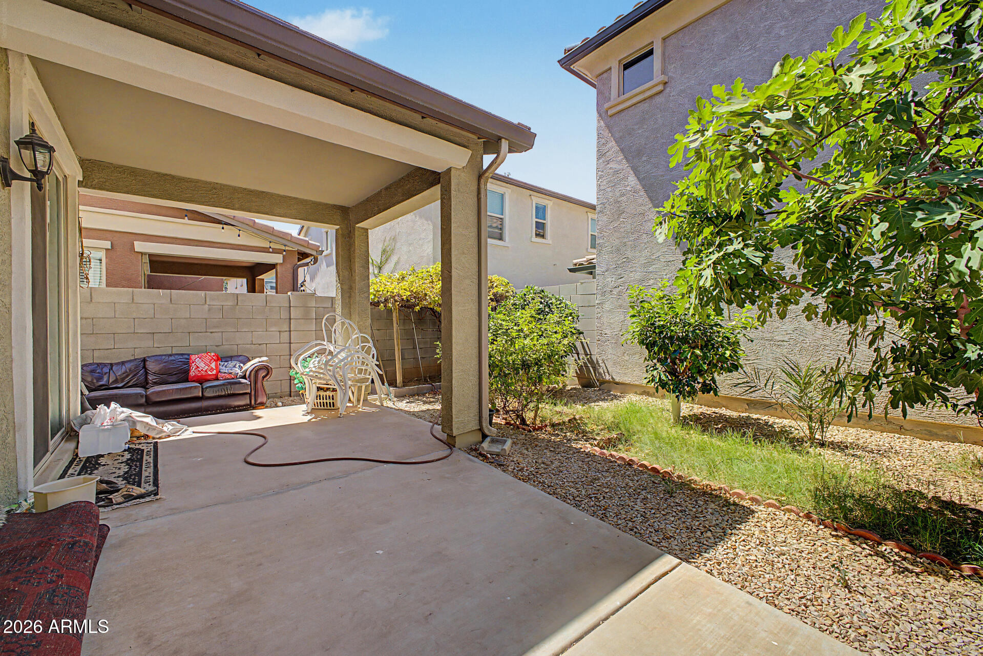 DAHLIA POINTE - Residential