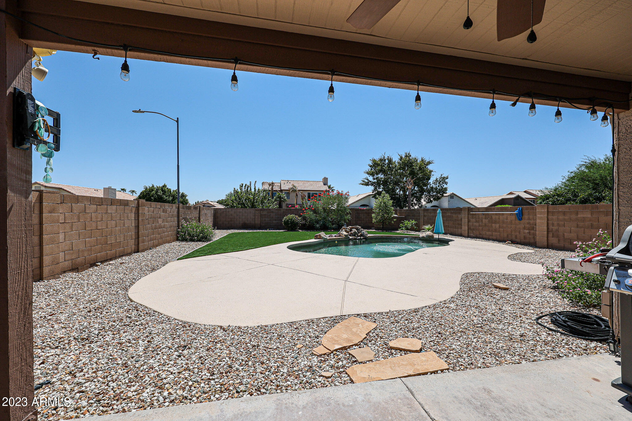 MOONLIGHT GLEN - Residential