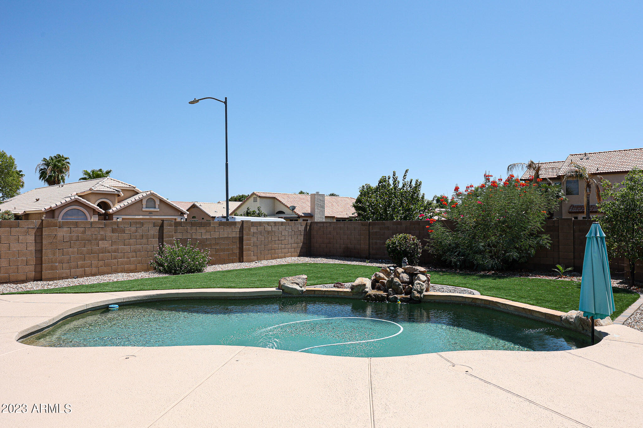 MOONLIGHT GLEN - Residential
