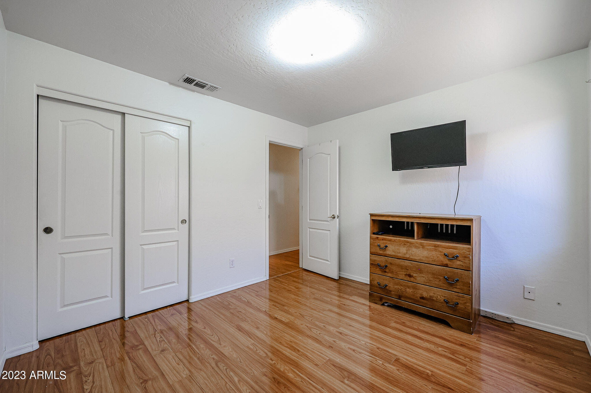 MOONLIGHT GLEN - Residential