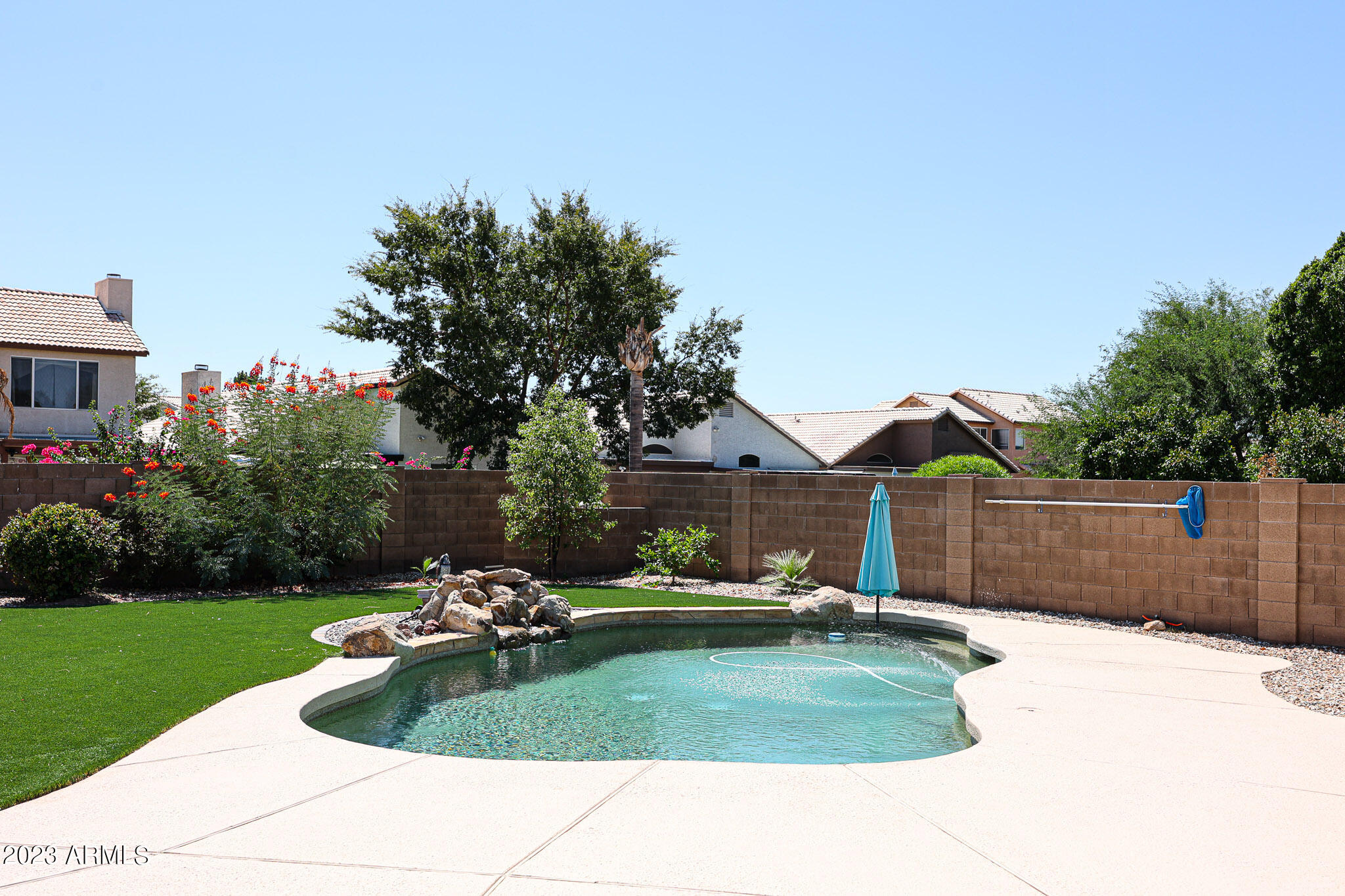MOONLIGHT GLEN - Residential