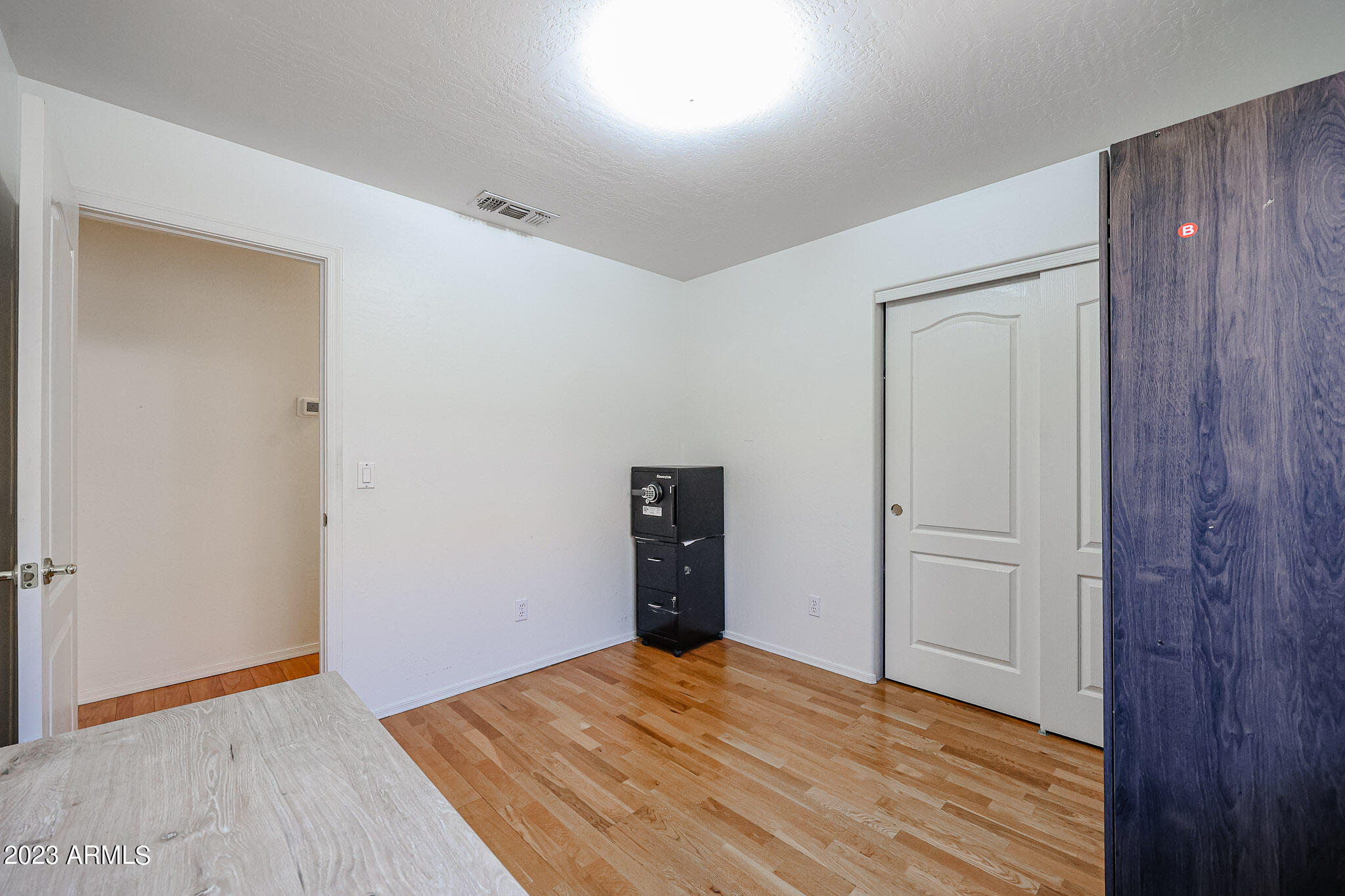 MOONLIGHT GLEN - Residential