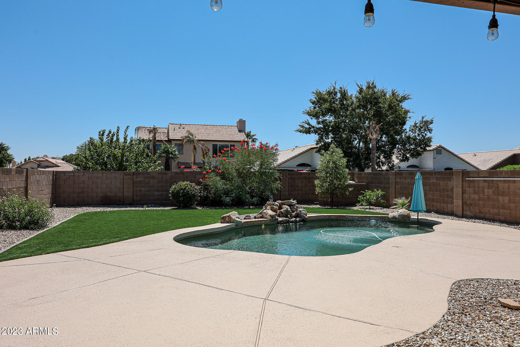 MOONLIGHT GLEN - Residential