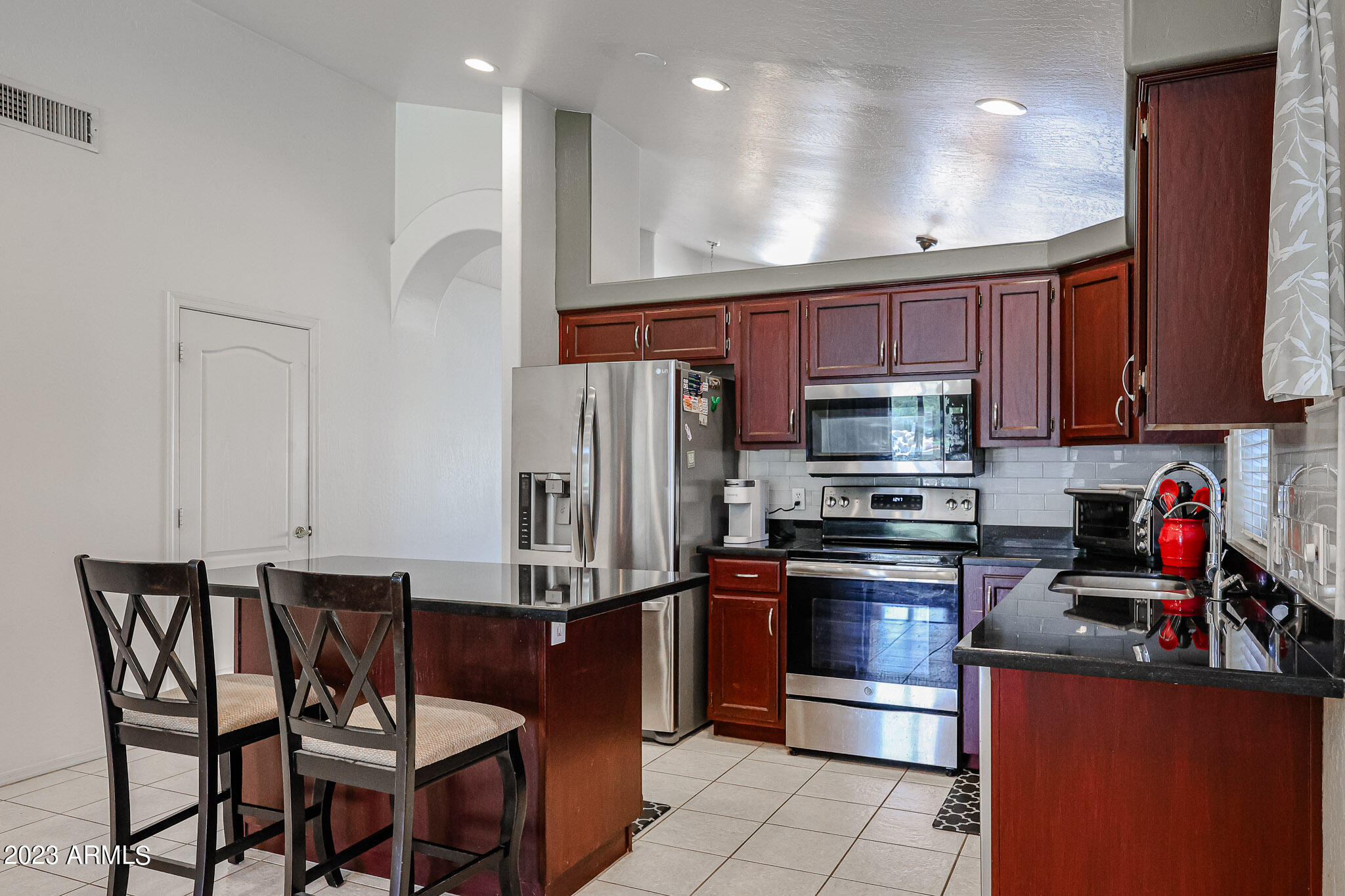 MOONLIGHT GLEN - Residential