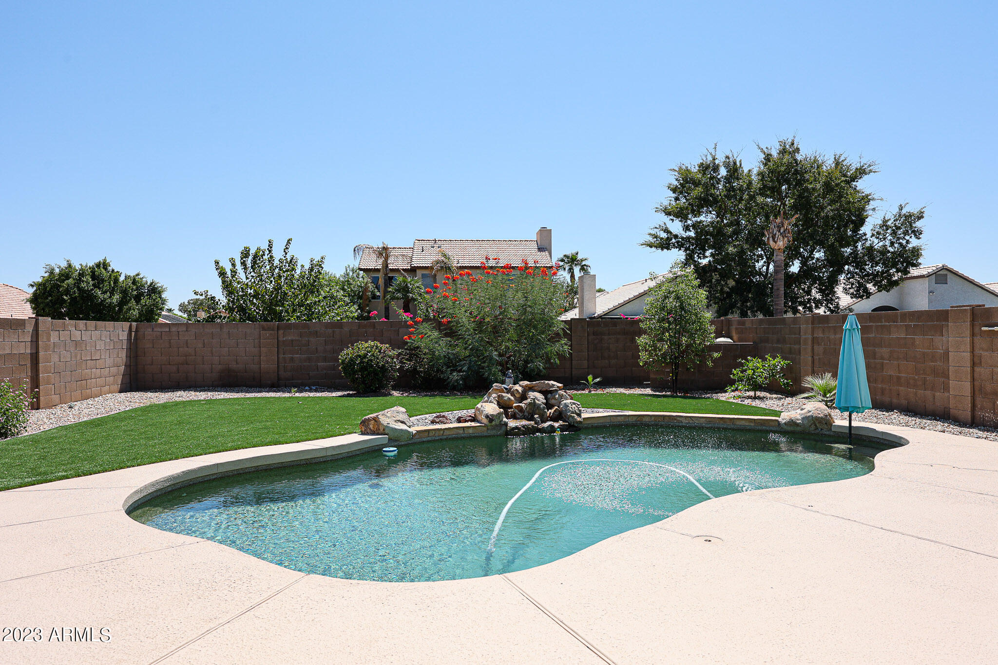 MOONLIGHT GLEN - Residential
