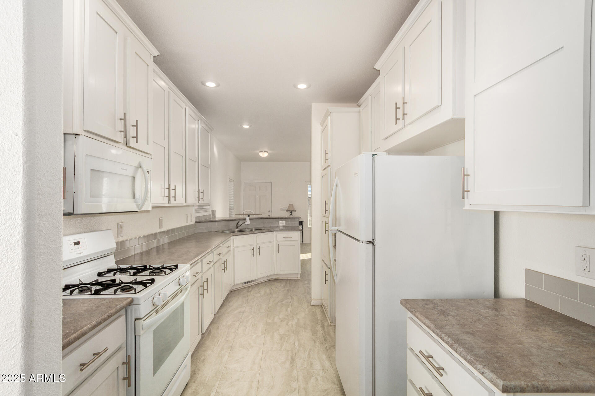 ROSEHAVEN ESTATES - Residential