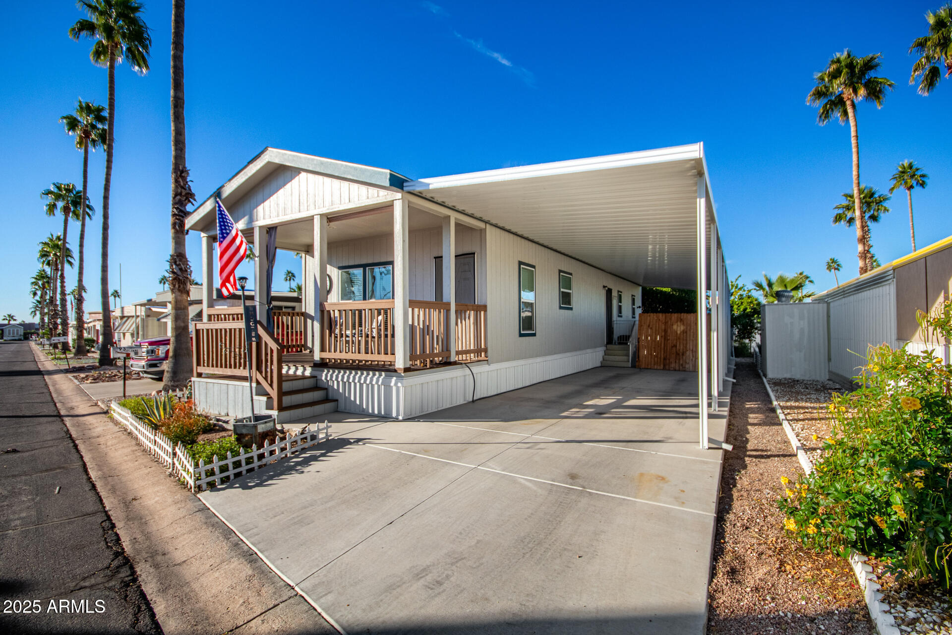 READY FOR MOVE-IN.  SPLIT TWO BEDROOM FLOORPLAN WITH EXTENDED DRIVE-WAY AND PRIVATE STORAGE AREA FOR BOAT OR TOYS.  PRIVATE & SHADY BACKYARD AREA.  CHARMING FRONT PORCH AREA.  COMMUNITY ACTIVITIES AND MORE.