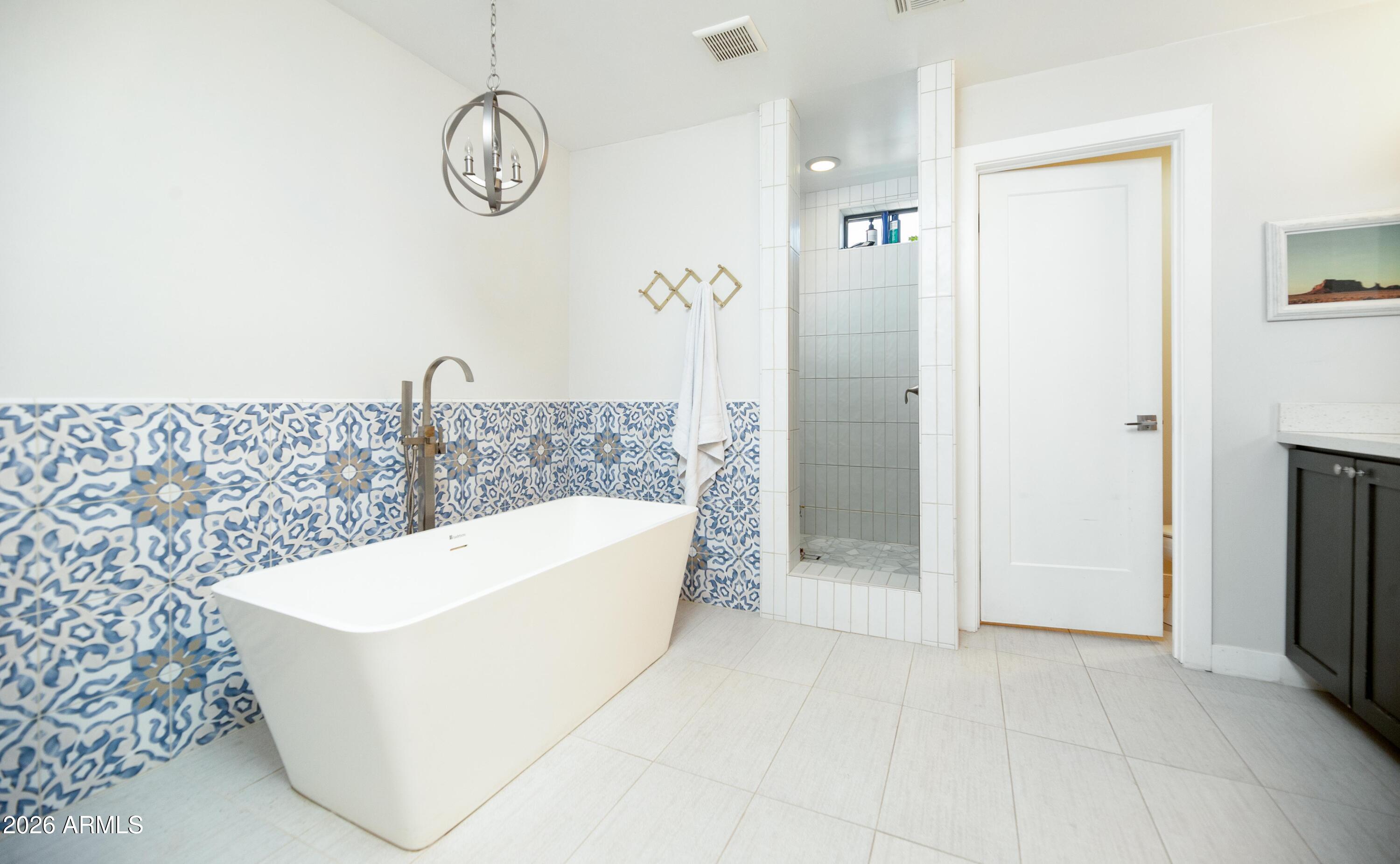 DEL MONTE ESTATES - Residential