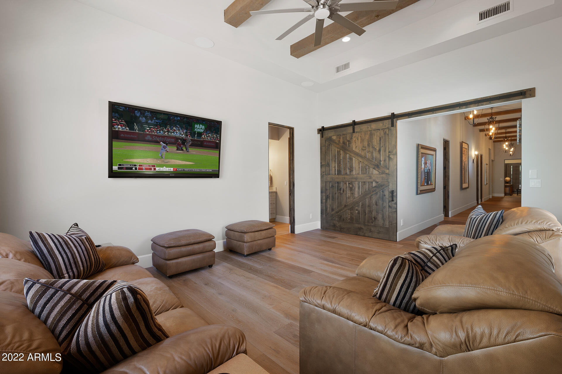 SIERRA HILLS - Residential