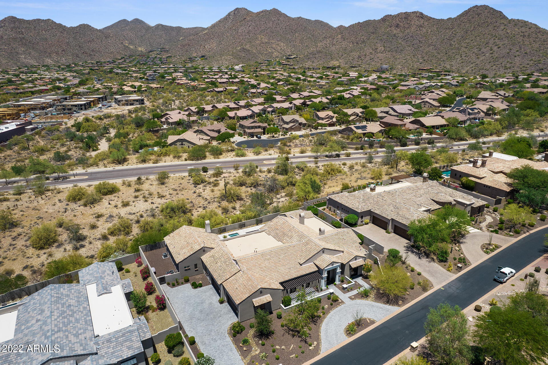 SIERRA HILLS - Residential