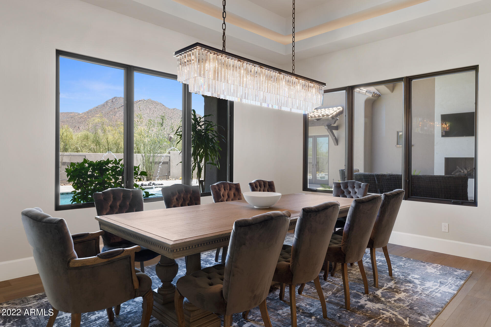 SIERRA HILLS - Residential