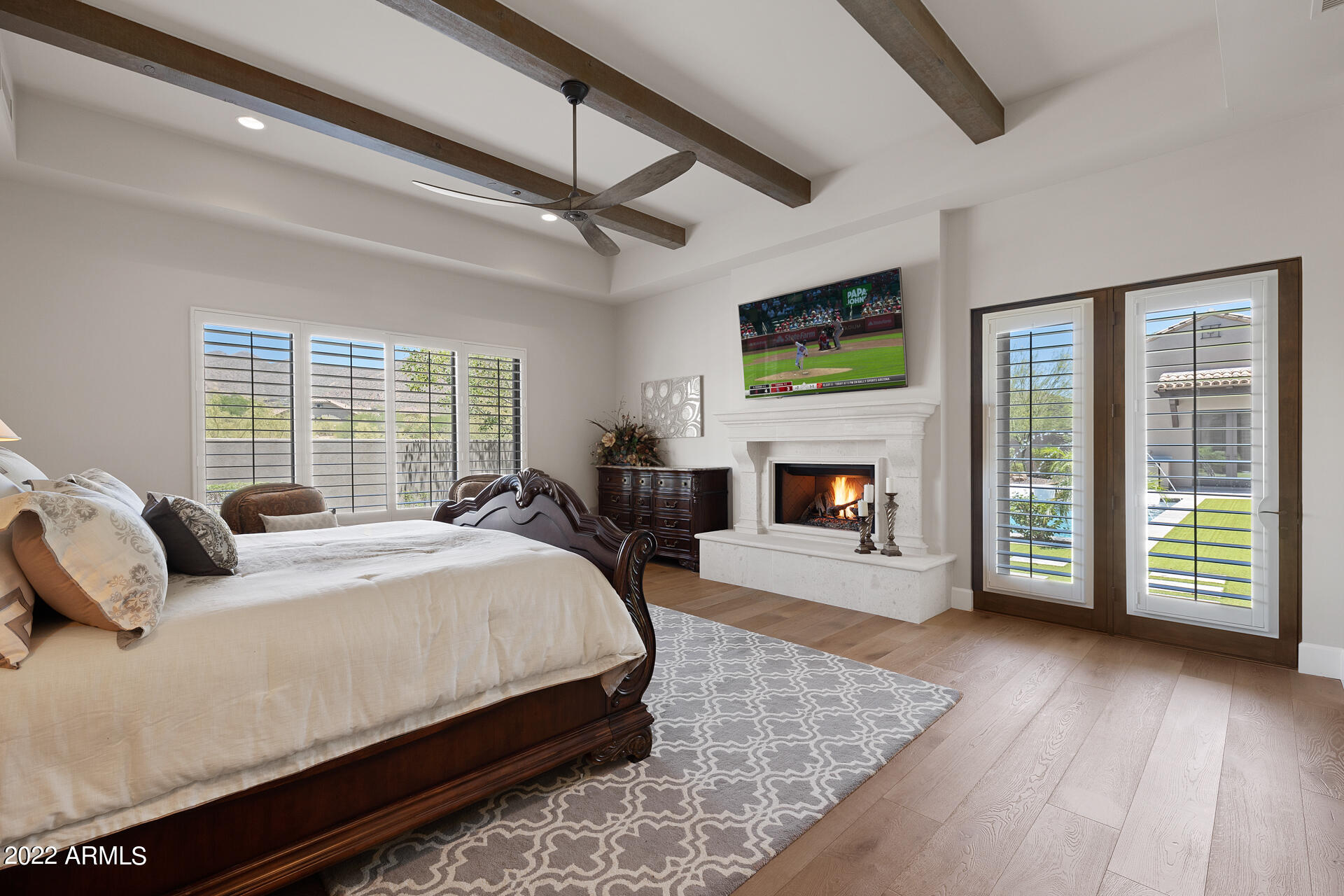 SIERRA HILLS - Residential