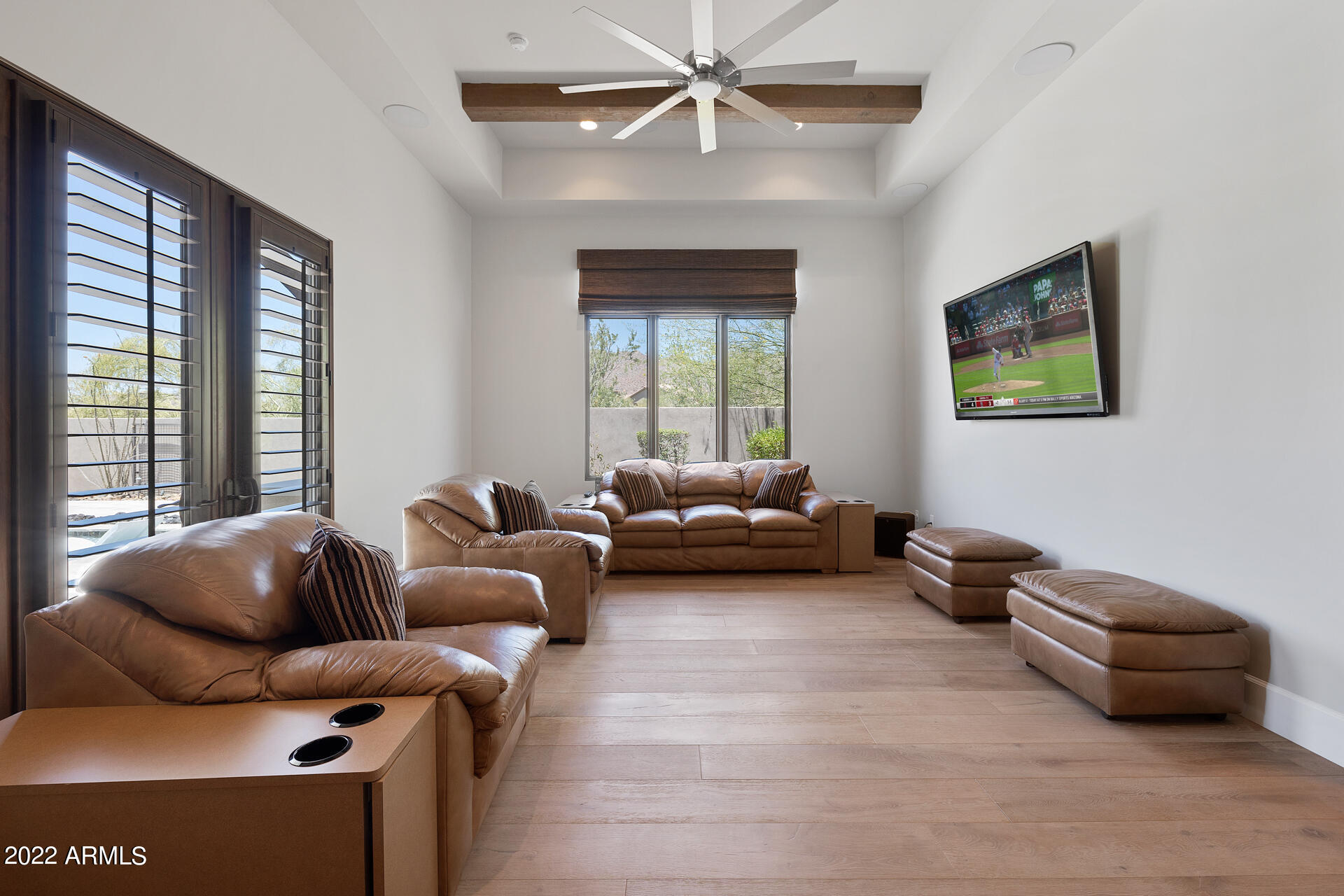 SIERRA HILLS - Residential