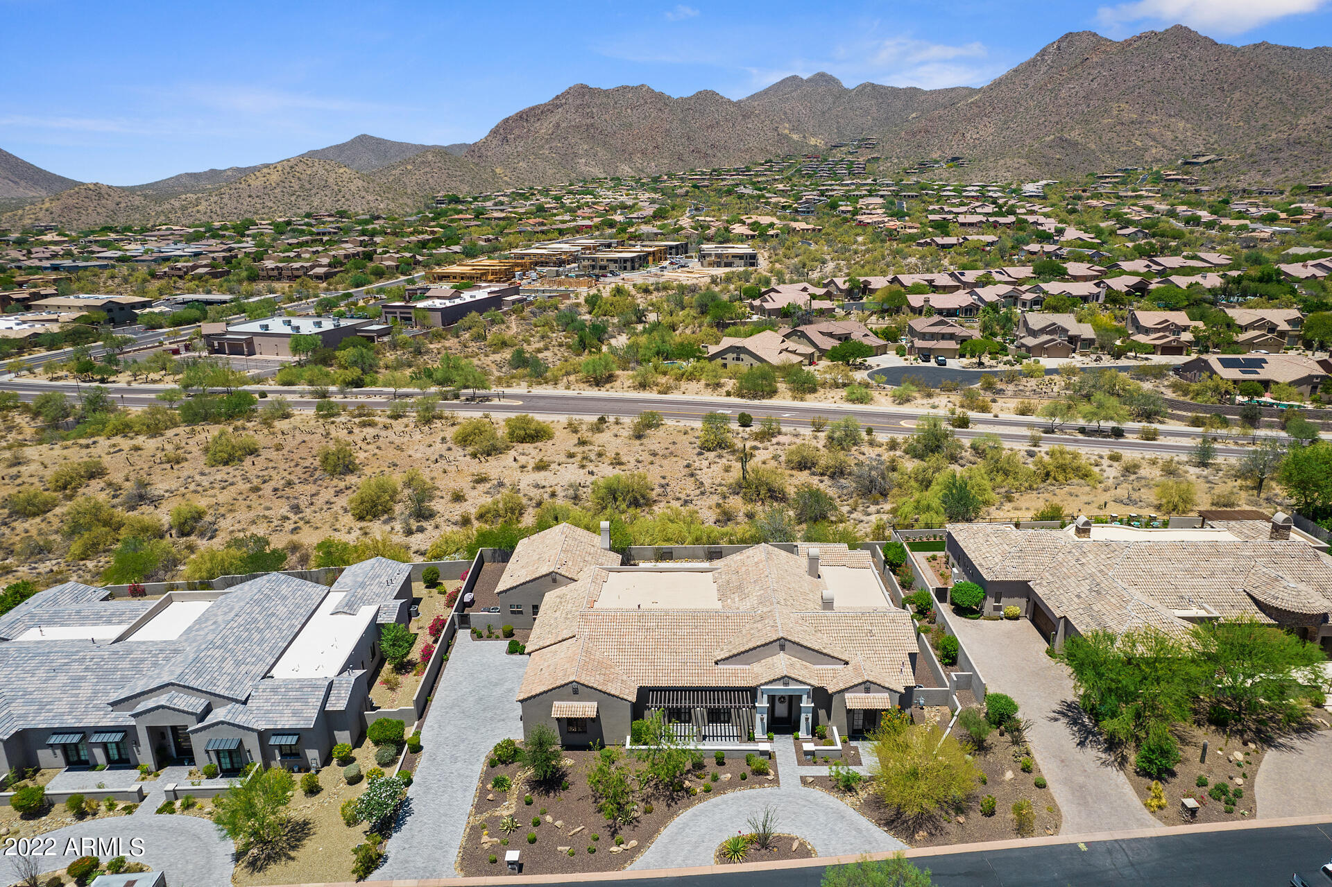 SIERRA HILLS - Residential