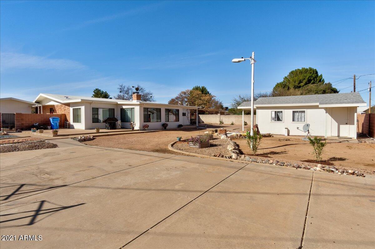 VILLAGE MEADOWS ESTATES - Residential
