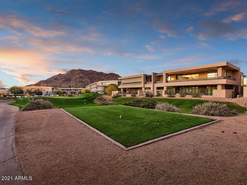 VILLAS AT MOUNTAIN SHADOWS CONDOMINIUMS 2 AMD - Residential