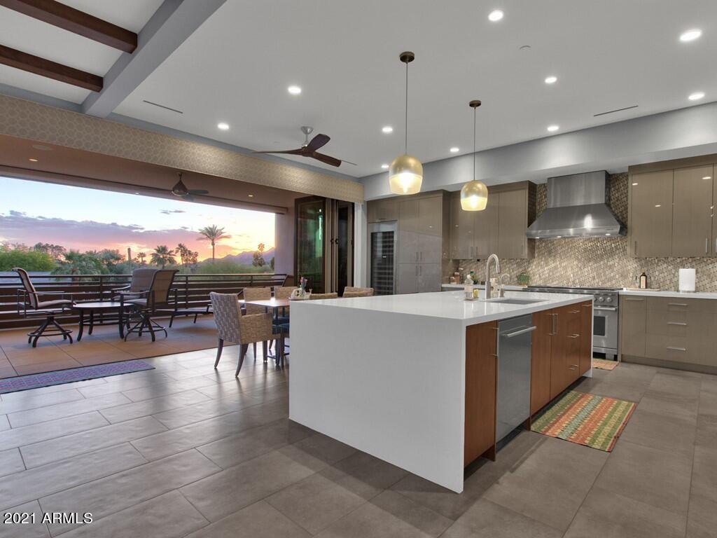 VILLAS AT MOUNTAIN SHADOWS CONDOMINIUMS 2 AMD - Residential