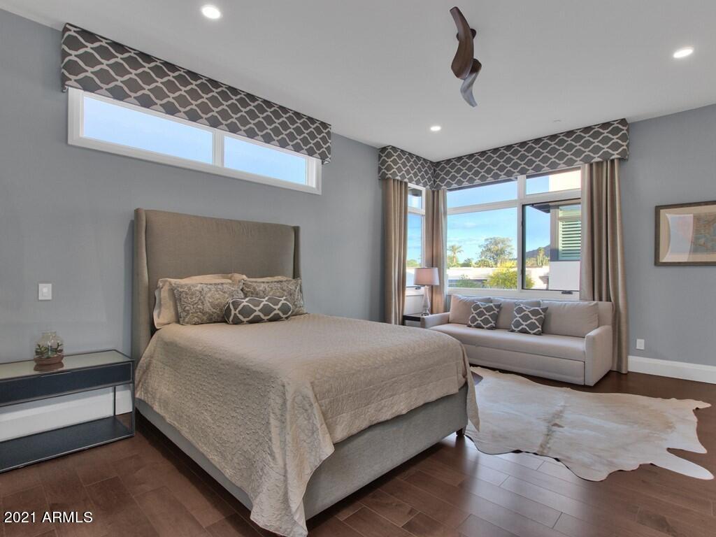 VILLAS AT MOUNTAIN SHADOWS CONDOMINIUMS 2 AMD - Residential
