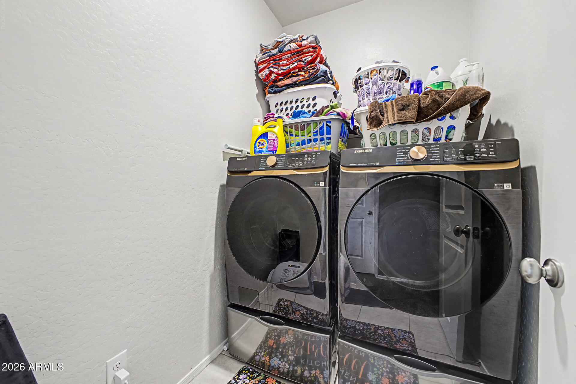MAGMA RANCH I UNIT 6 - Residential