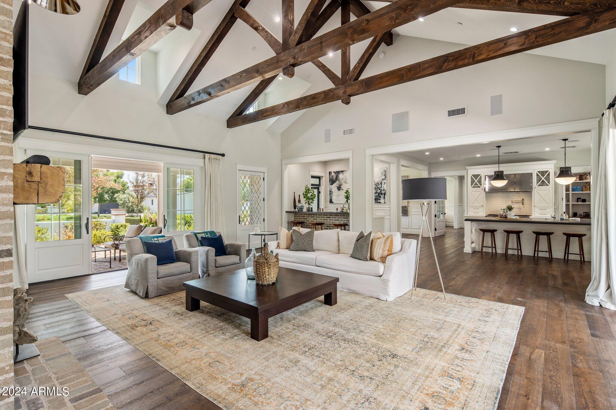 TIERRA FELIZ - Residential