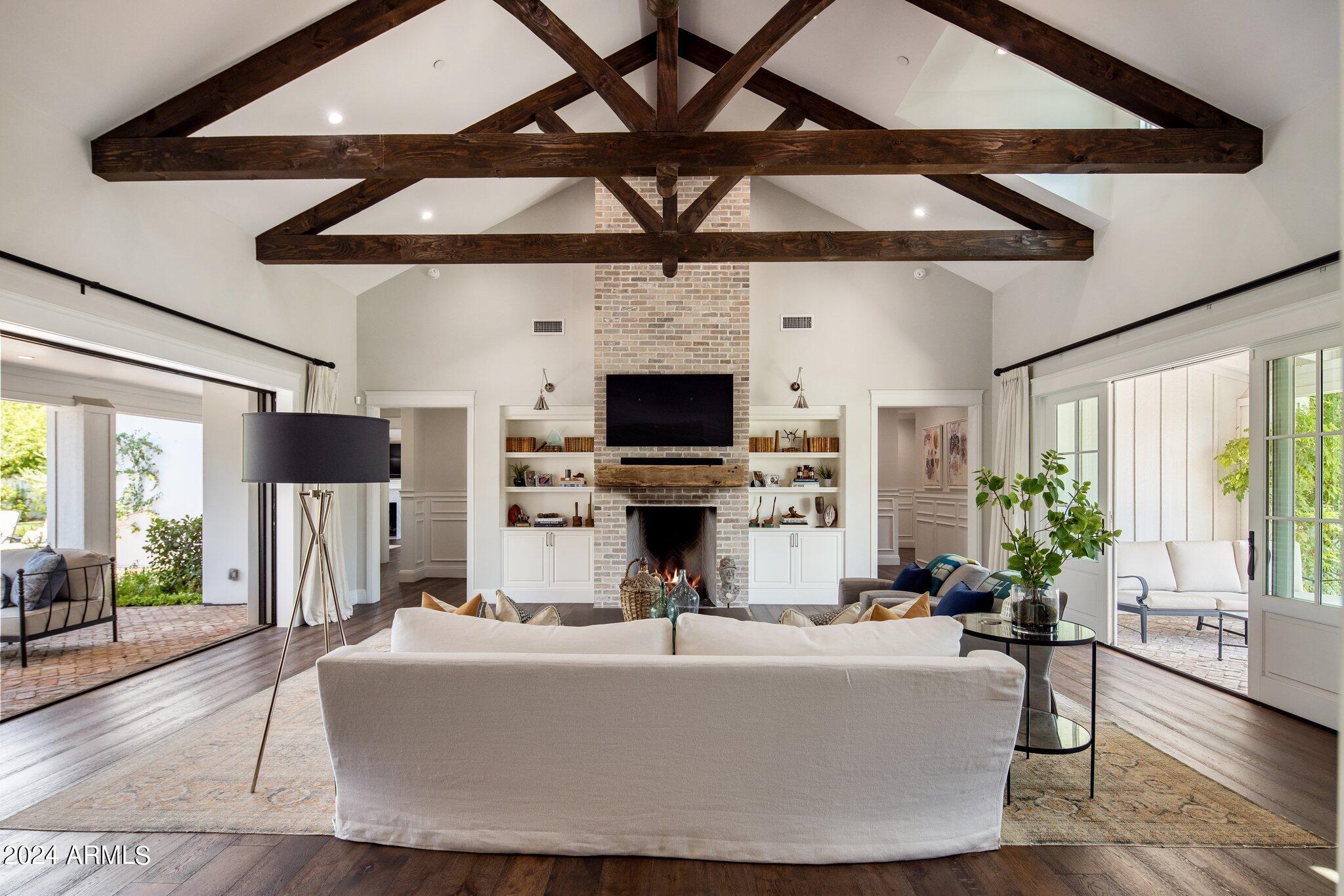 TIERRA FELIZ - Residential
