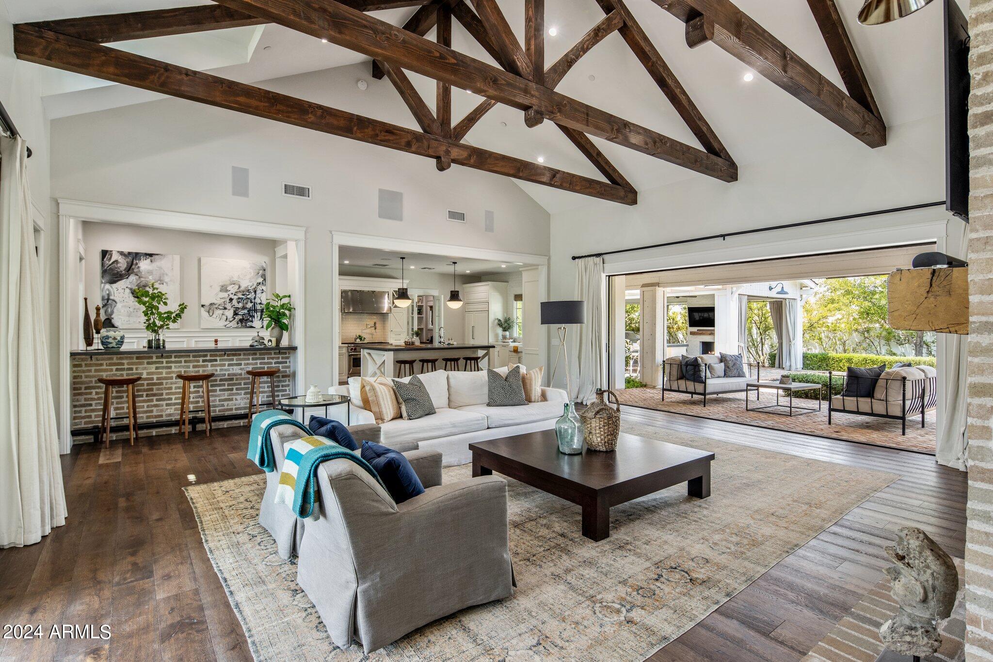 TIERRA FELIZ - Residential