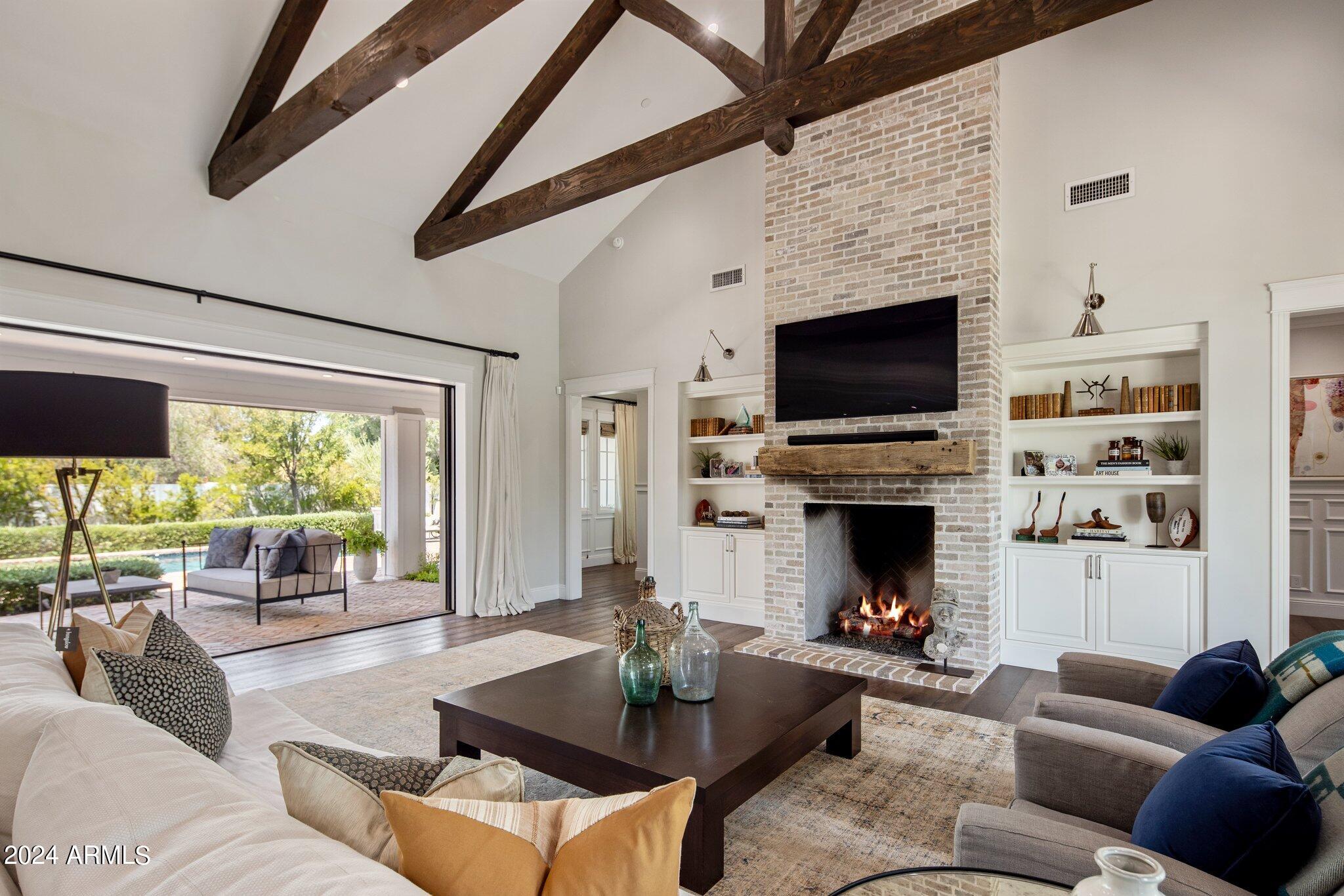 TIERRA FELIZ - Residential