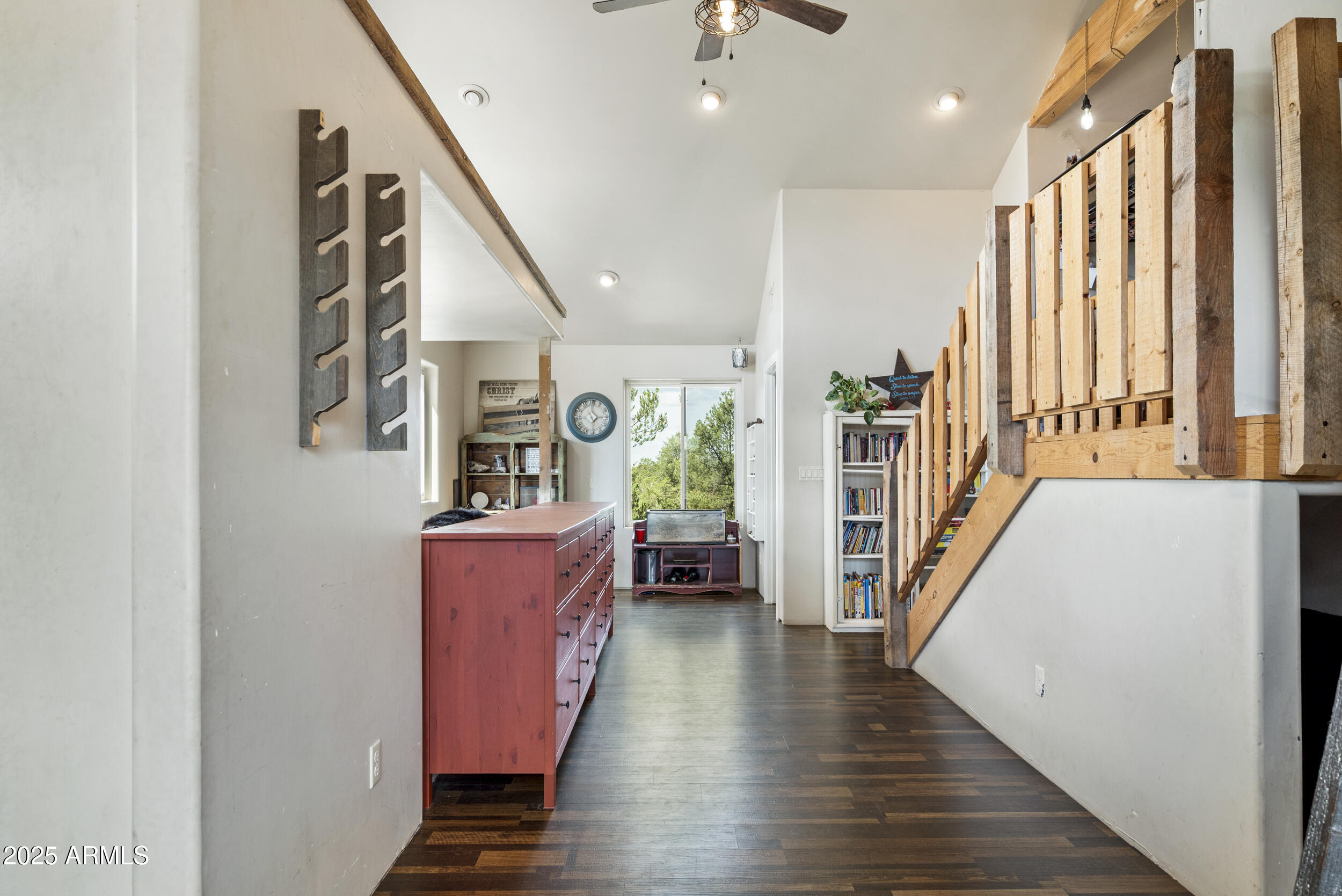 Diamond Point Shadows - Residential