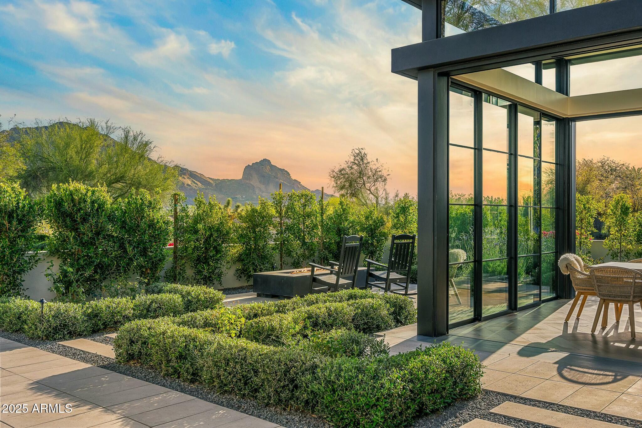 EGYPTIAN HILLS - Residential