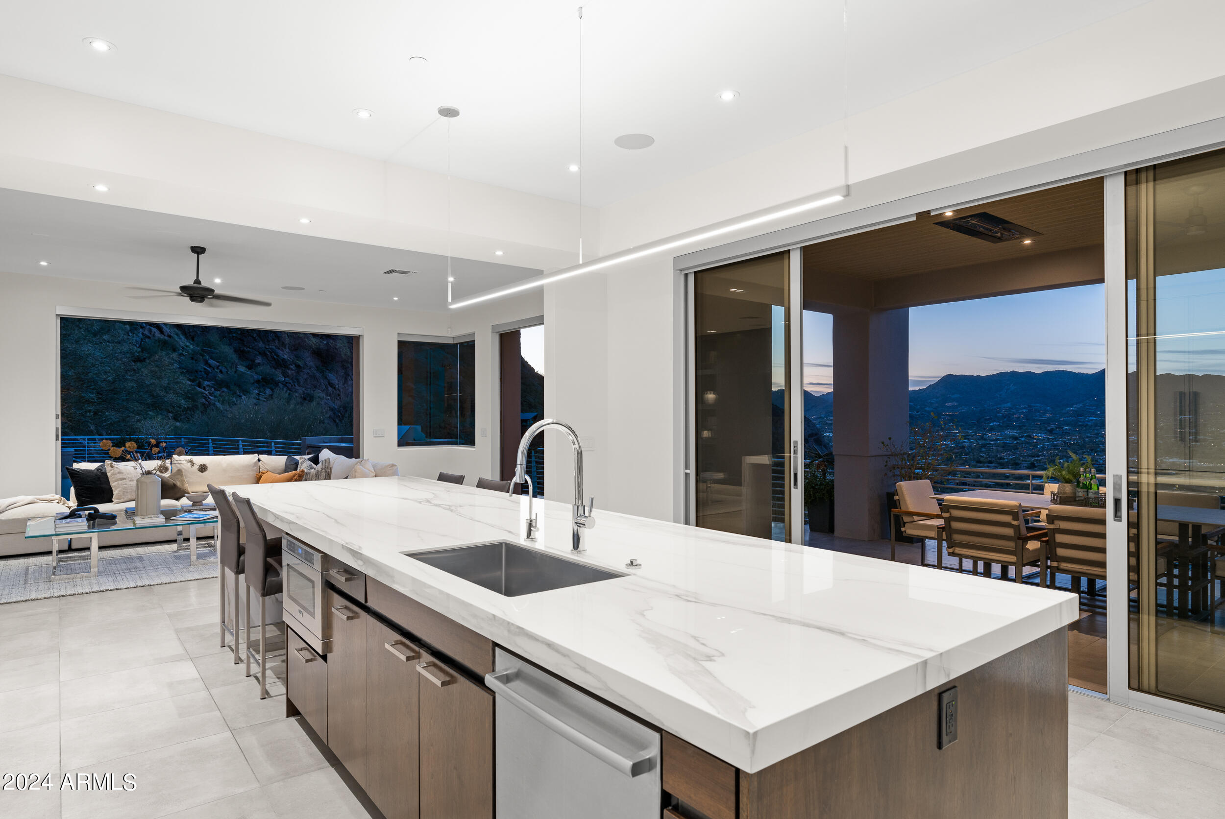 STONE CANYON EAST - Residential