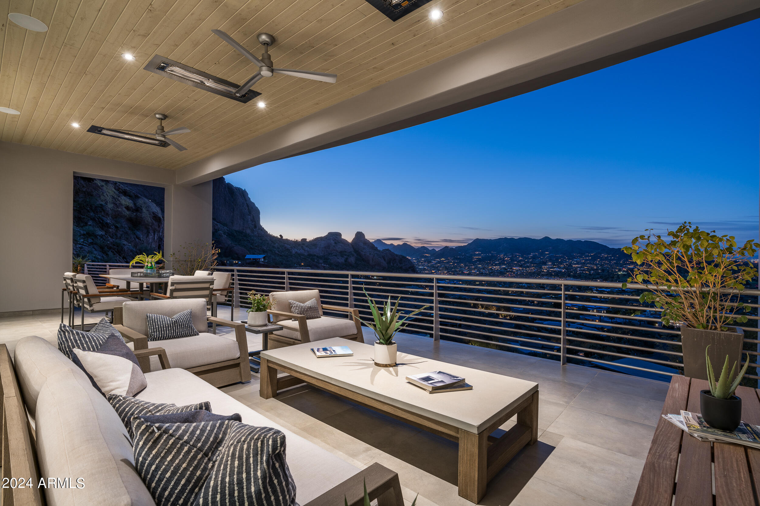 STONE CANYON EAST - Residential
