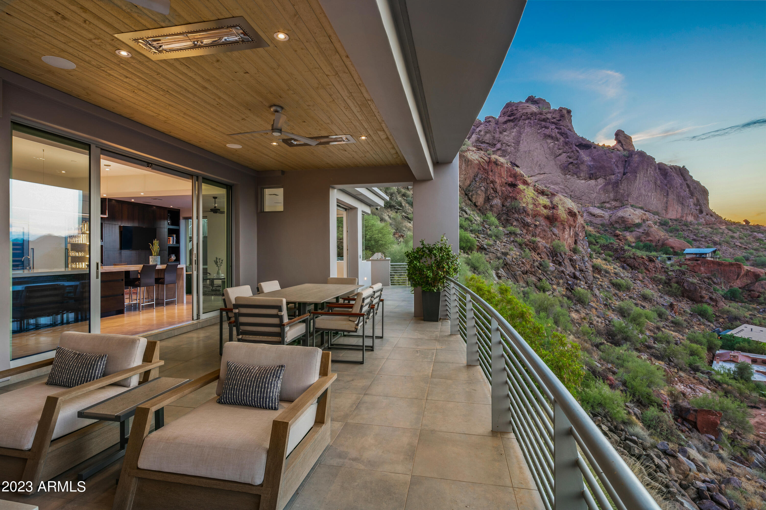 STONE CANYON EAST - Residential