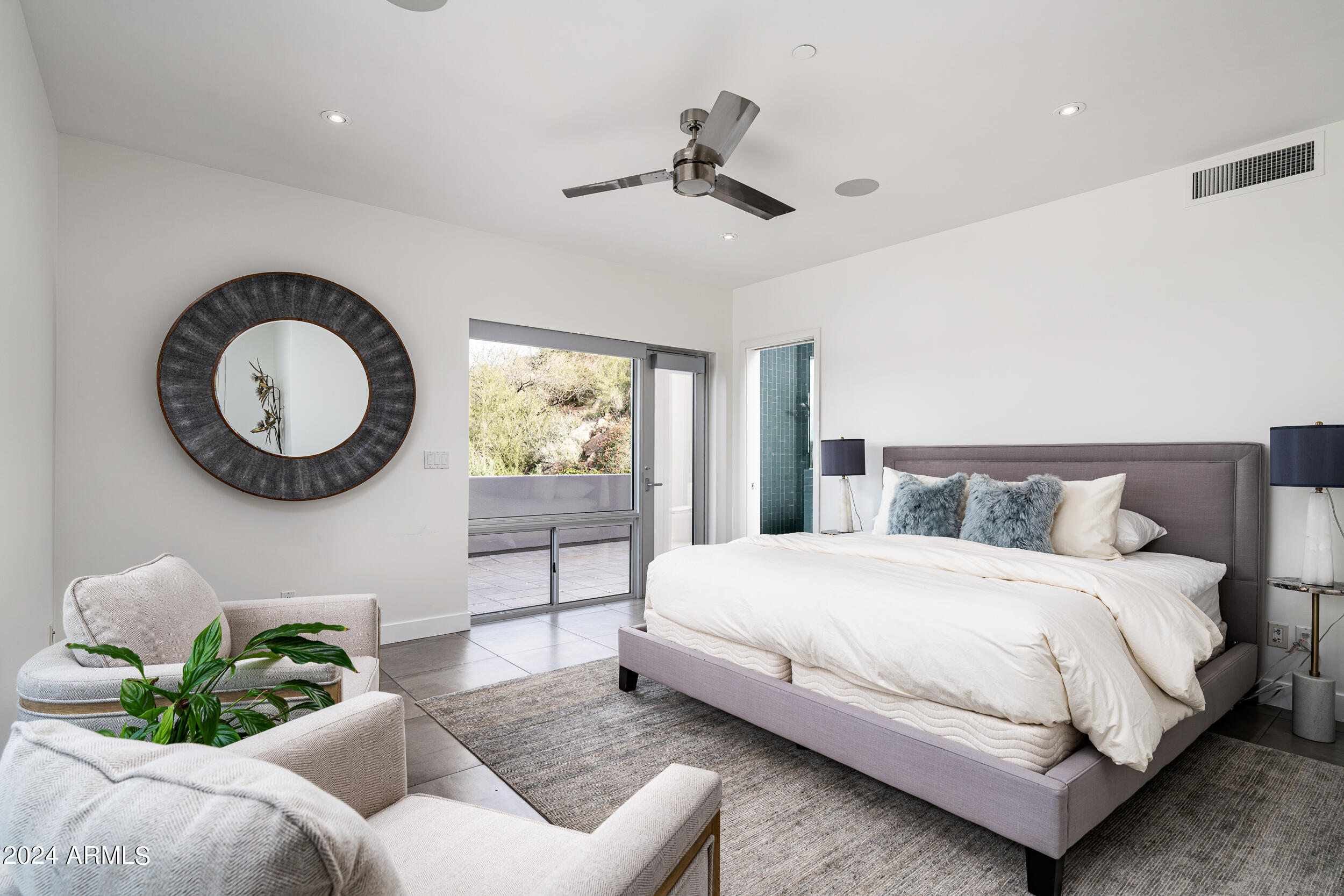 STONE CANYON EAST - Residential