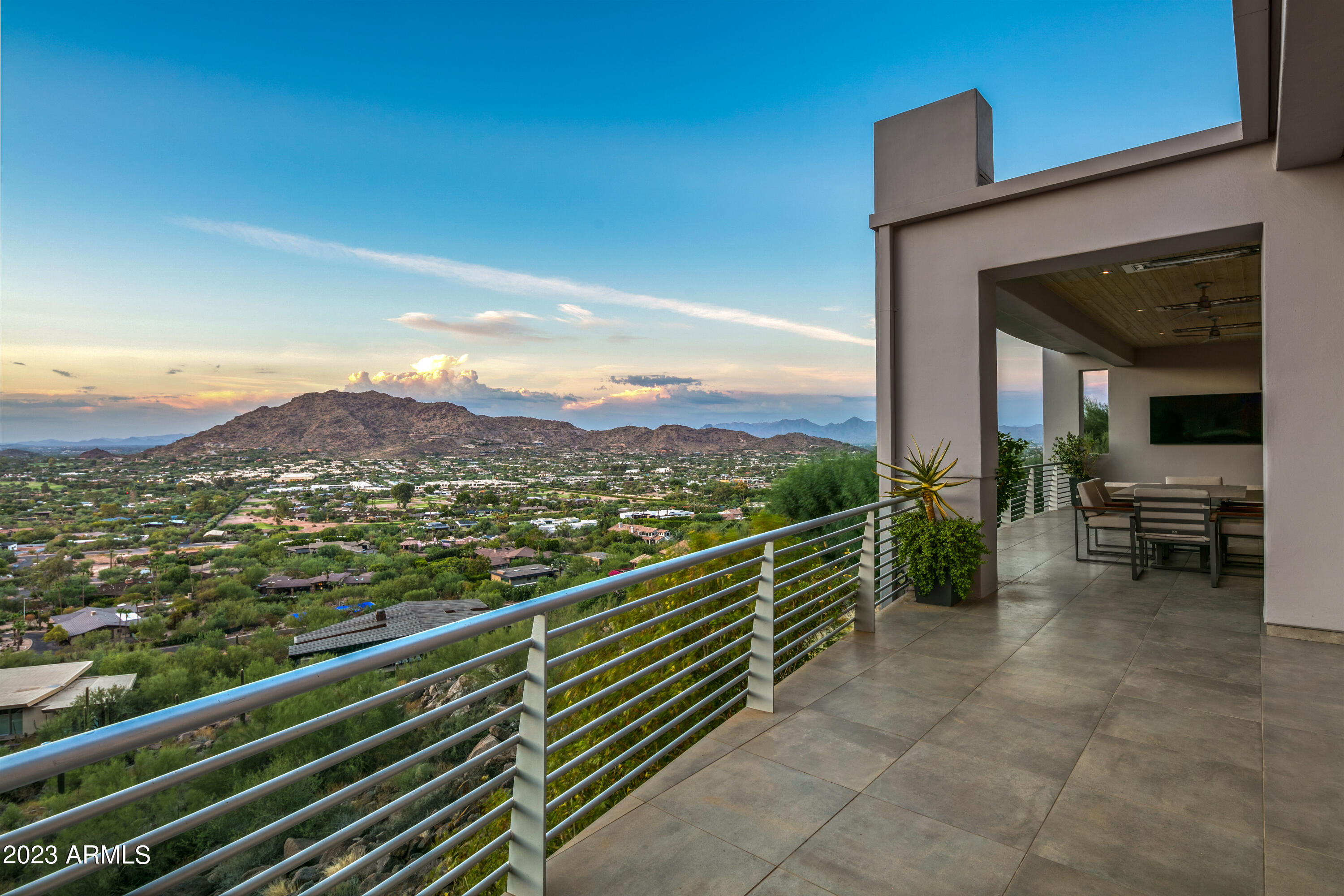 STONE CANYON EAST - Residential